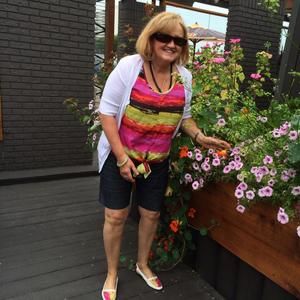 Meet your Posher, Edie